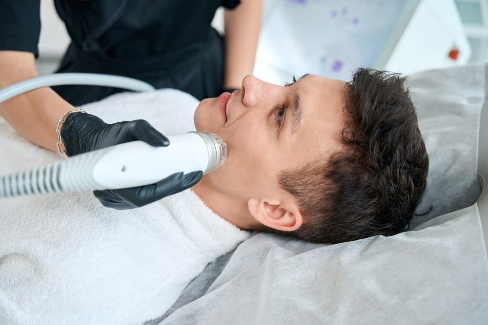 Face skin treatment - Natural Rejuvenation of Skin and Hair - REYU