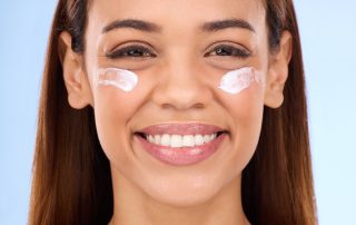 Face skin treatment - Natural Rejuvenation of Skin and Hair - REYU