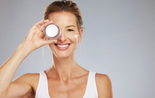 Face skin treatment - Natural Rejuvenation of Skin and Hair - REYU